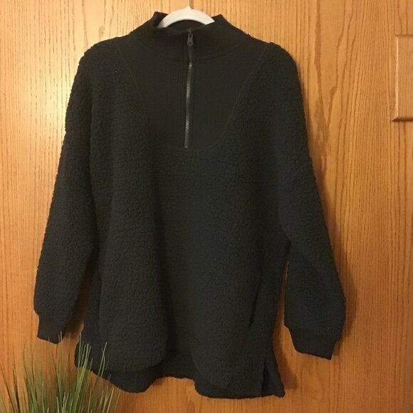 NWT Aerie Dream Sherpa Quarter Zip Sweatshirt Black size- MEDIUM - Picture 4 of 5